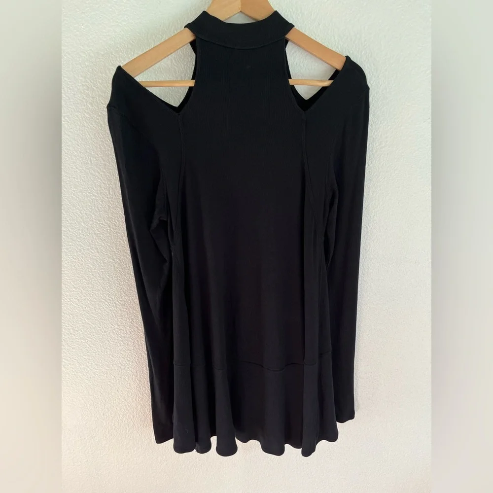 Free People Downtown Girl Black Cut Out Flowy Mock Turtleneck S - Picture 10 of 13